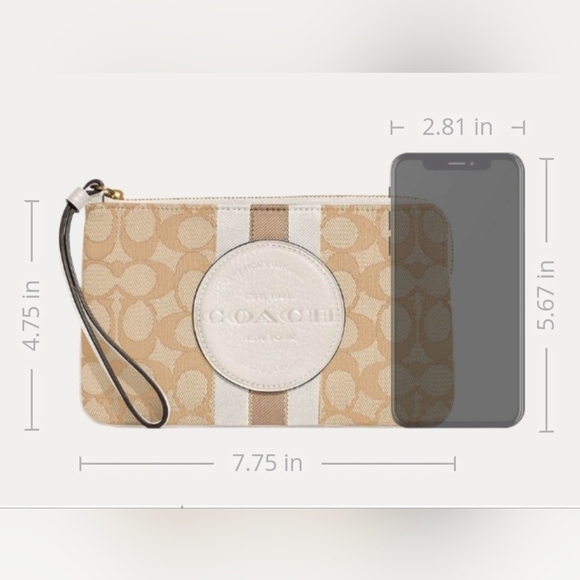 NWT COACH DEMPSEY LARGE CORNER ZIP WRISTLET SIGNATURE JACQUARD STRIPES & PATCH - Picture 5 of 13